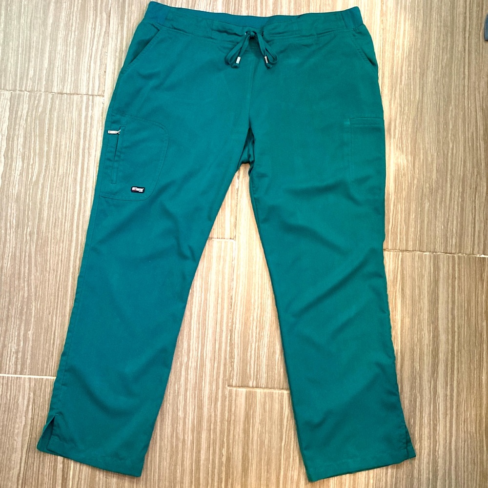 XLP ‘Hunter Green’ Grey’s Anatomy Mia style Scrub Pants 4277